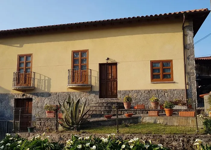 Casa de Aldea La Abuela Herminia Colunga